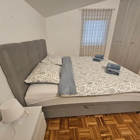 Apartment Viktorija *