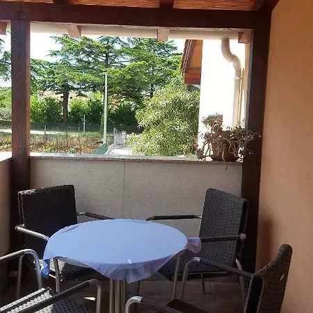 Viktorija Apartment