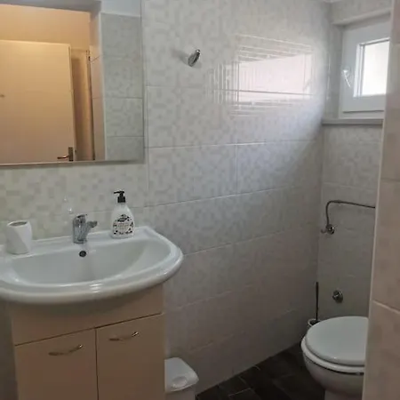 Viktorija Apartament *