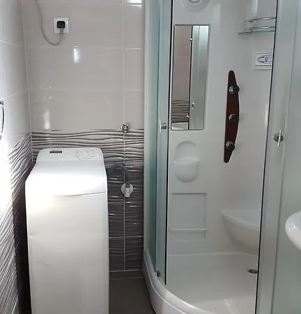 Viktorija Apartament *